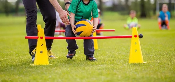 【日职】才木浩人投球「只按暗号走」？前阪神教练直言：这样无法成长！｜日本职棒